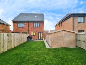 Photo 8- click for photo gallery